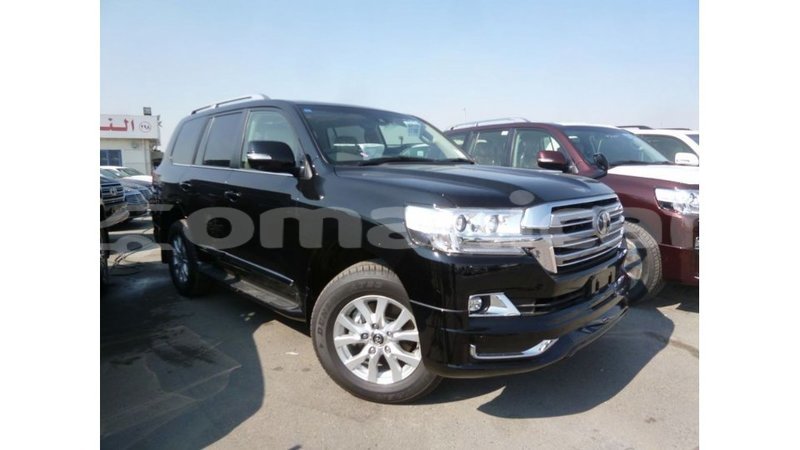 Big with watermark toyota land cruiser dhufar import dubai 3248