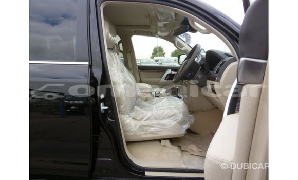 Buy Import Toyota Land Cruiser Black Car in Import - Dubai in Dhufar Buy Import Toyota Land Cruiser Black Car in Import - Dubai in Dhufar