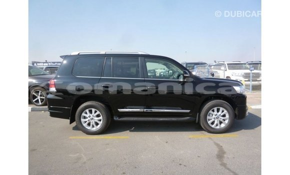 Buy Import Toyota Land Cruiser Black Car in Import - Dubai in Dhufar Buy Import Toyota Land Cruiser Black Car in Import - Dubai in Dhufar