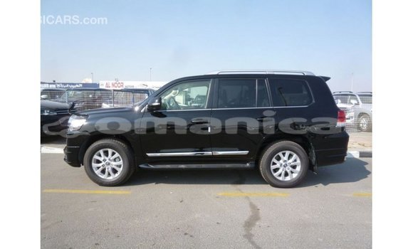 Buy Import Toyota Land Cruiser Black Car in Import - Dubai in Dhufar Buy Import Toyota Land Cruiser Black Car in Import - Dubai in Dhufar
