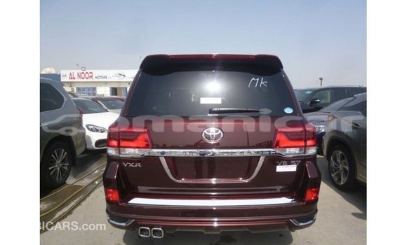 Buy Import Toyota Land Cruiser Other Car in Import - Dubai in Dhufar Buy Import Toyota Land Cruiser Other Car in Import - Dubai in Dhufar