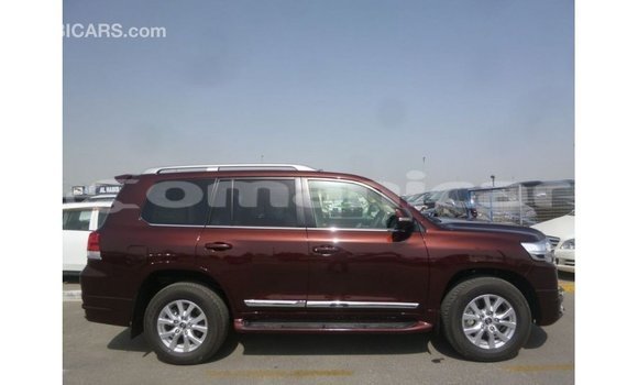 Buy Import Toyota Land Cruiser Other Car in Import - Dubai in Dhufar Buy Import Toyota Land Cruiser Other Car in Import - Dubai in Dhufar