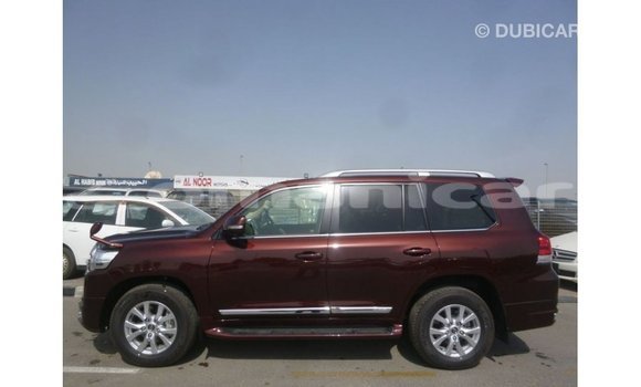 Buy Import Toyota Land Cruiser Other Car in Import - Dubai in Dhufar Buy Import Toyota Land Cruiser Other Car in Import - Dubai in Dhufar