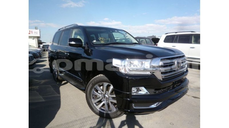Big with watermark toyota land cruiser dhufar import dubai 3250