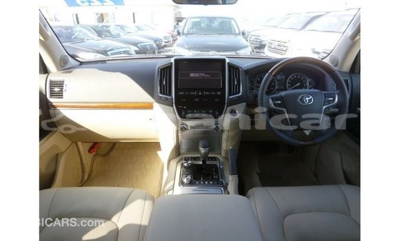 Buy Import Toyota Land Cruiser Black Car in Import - Dubai in Dhufar Buy Import Toyota Land Cruiser Black Car in Import - Dubai in Dhufar