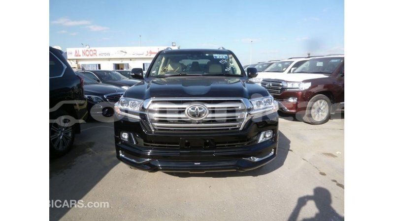 Big with watermark toyota land cruiser dhufar import dubai 3250