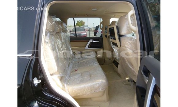 Buy Import Toyota Land Cruiser Black Car in Import - Dubai in Dhufar Buy Import Toyota Land Cruiser Black Car in Import - Dubai in Dhufar