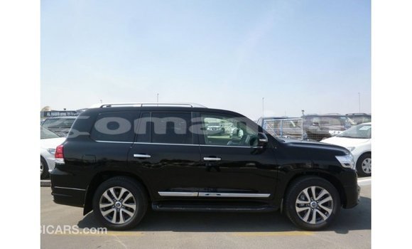 Buy Import Toyota Land Cruiser Black Car in Import - Dubai in Dhufar Buy Import Toyota Land Cruiser Black Car in Import - Dubai in Dhufar