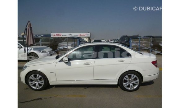 Buy Import Mercedes-Benz 200 White Car in Import - Dubai in Dhufar Buy Import Mercedes-Benz 200 White Car in Import - Dubai in Dhufar