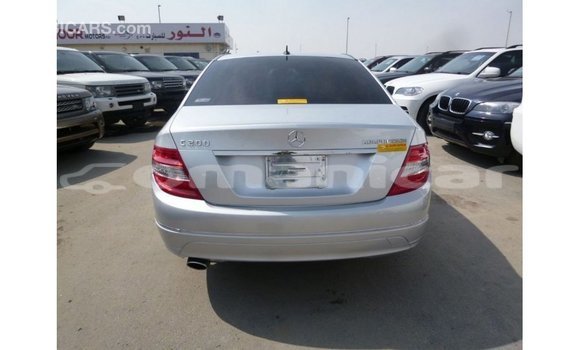 Buy Import Mercedes-Benz 200 Other Car in Import - Dubai in Dhufar Buy Import Mercedes-Benz 200 Other Car in Import - Dubai in Dhufar