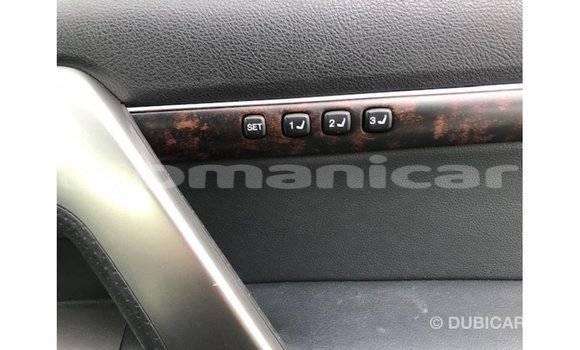 Buy Import Toyota Land Cruiser White Car in Import - Dubai in Dhufar Buy Import Toyota Land Cruiser White Car in Import - Dubai in Dhufar