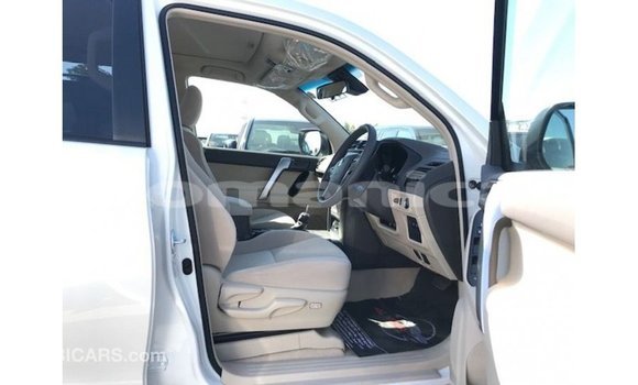 Buy Import Toyota Prado White Car in Import - Dubai in Dhufar Buy Import Toyota Prado White Car in Import - Dubai in Dhufar