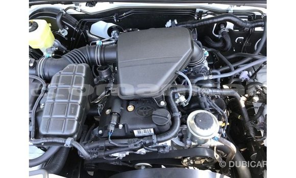 Buy Import Toyota Prado White Car in Import - Dubai in Dhufar Buy Import Toyota Prado White Car in Import - Dubai in Dhufar