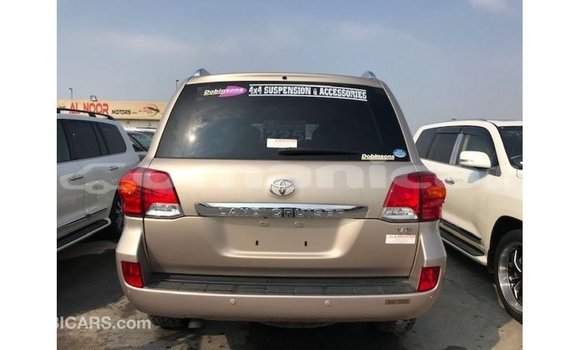 Buy Import Toyota Land Cruiser Other Car in Import - Dubai in Dhufar Buy Import Toyota Land Cruiser Other Car in Import - Dubai in Dhufar