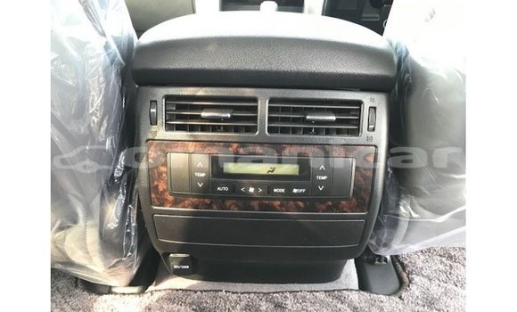 Buy Import Toyota Land Cruiser Other Car in Import - Dubai in Dhufar Buy Import Toyota Land Cruiser Other Car in Import - Dubai in Dhufar