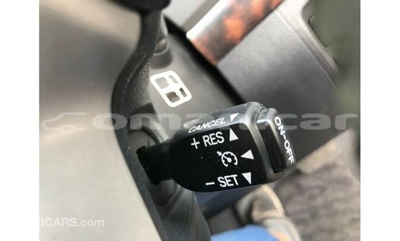 Buy Import Toyota Land Cruiser Other Car in Import - Dubai in Dhufar Buy Import Toyota Land Cruiser Other Car in Import - Dubai in Dhufar