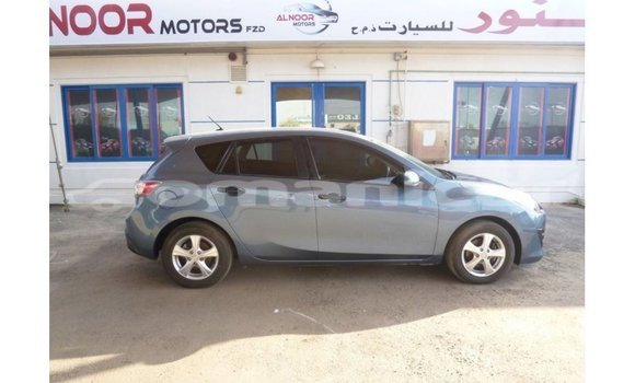 Buy Import Mazda 3 Blue Car in Import - Dubai in Dhufar