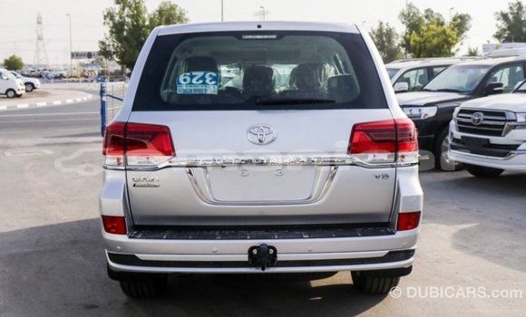 Buy Import Toyota Land Cruiser Other Car in Import - Dubai in Dhufar Buy Import Toyota Land Cruiser Other Car in Import - Dubai in Dhufar