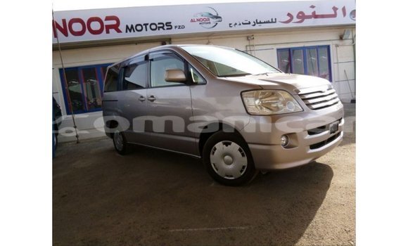 Buy Import Toyota Voxy Other Car in Import - Dubai in Dhufar Buy Import Toyota Voxy Other Car in Import - Dubai in Dhufar