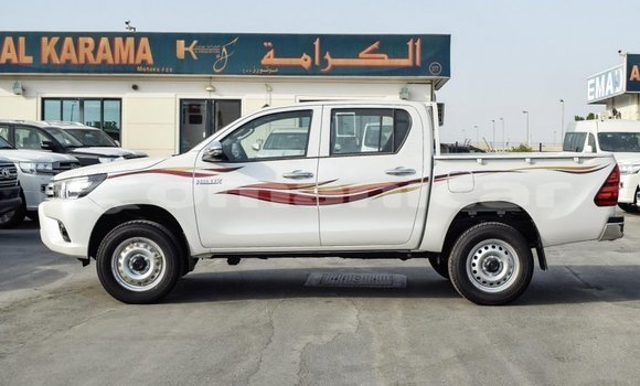 Buy Import Toyota Hilux White Car in Import - Dubai in Dhufar Buy Import Toyota Hilux White Car in Import - Dubai in Dhufar