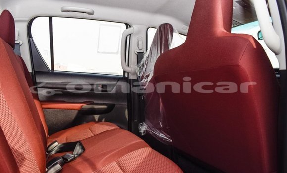 Buy Import Toyota Hilux White Car in Import - Dubai in Dhufar Buy Import Toyota Hilux White Car in Import - Dubai in Dhufar