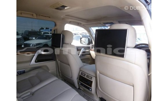 Buy Import Toyota Land Cruiser Black Car in Import - Dubai in Dhufar Buy Import Toyota Land Cruiser Black Car in Import - Dubai in Dhufar