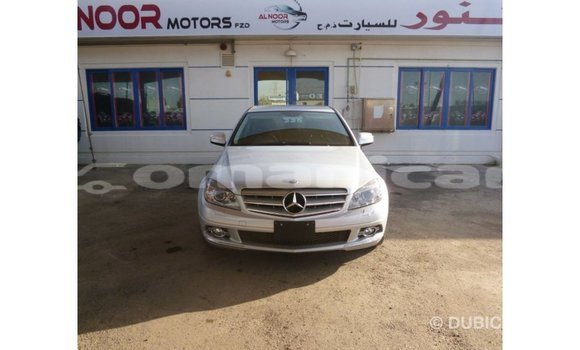 Buy Import Mercedes-Benz 200 Other Car in Import - Dubai in Dhufar Buy Import Mercedes-Benz 200 Other Car in Import - Dubai in Dhufar