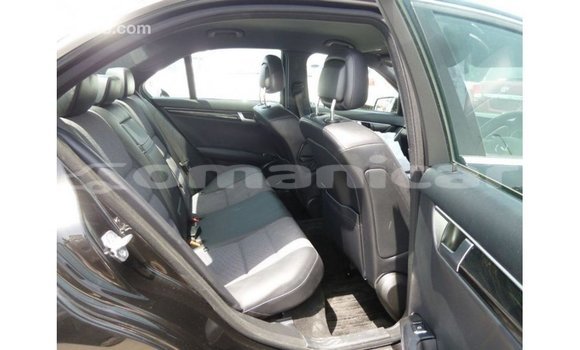 Buy Import Mercedes-Benz 200 Black Car in Import - Dubai in Dhufar Buy Import Mercedes-Benz 200 Black Car in Import - Dubai in Dhufar