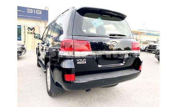 Buy Import Toyota Land Cruiser Black Car in Import - Dubai in Dhufar Buy Import Toyota Land Cruiser Black Car in Import - Dubai in Dhufar