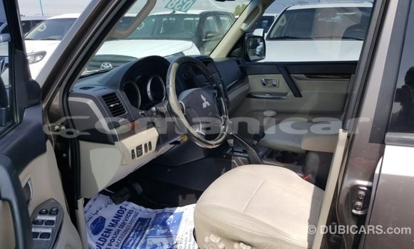 Buy Import Mitsubishi Pajero Brown Car in Import - Dubai in Dhufar Buy Import Mitsubishi Pajero Brown Car in Import - Dubai in Dhufar