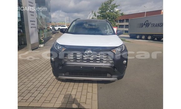 Buy Import Toyota 4Runner Other Car in Import - Dubai in Dhufar Buy Import Toyota 4Runner Other Car in Import - Dubai in Dhufar
