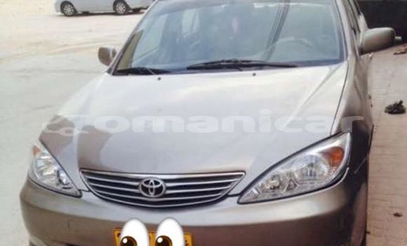 Buy Used Toyota Camry Brown Car in Muscat in Masqat