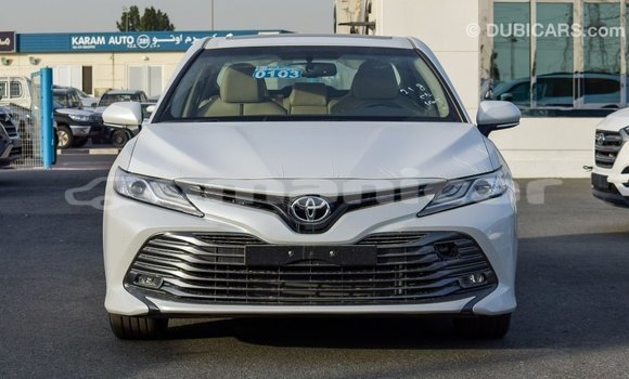 Buy Import Toyota Camry White Car in Import - Dubai in Dhufar Buy Import Toyota Camry White Car in Import - Dubai in Dhufar