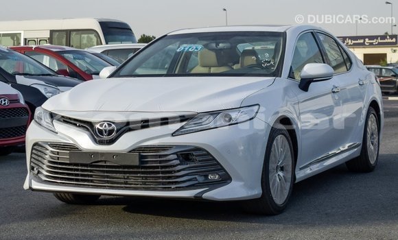 Buy Import Toyota Camry White Car in Import - Dubai in Dhufar Buy Import Toyota Camry White Car in Import - Dubai in Dhufar