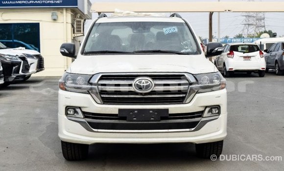Buy Import Toyota Land Cruiser White Car in Import - Dubai in Dhufar Buy Import Toyota Land Cruiser White Car in Import - Dubai in Dhufar