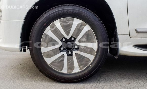 Buy Import Toyota Land Cruiser White Car in Import - Dubai in Dhufar Buy Import Toyota Land Cruiser White Car in Import - Dubai in Dhufar