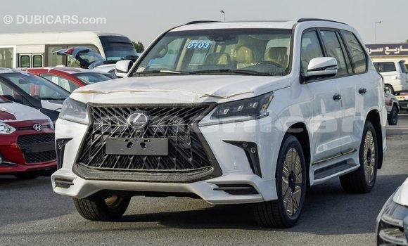 Buy Import Lexus LX White Car in Import - Dubai in Dhufar Buy Import Lexus LX White Car in Import - Dubai in Dhufar