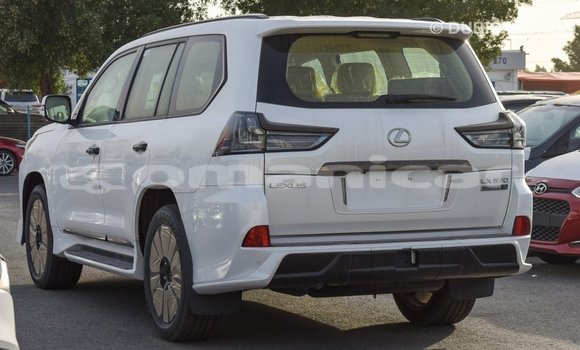 Buy Import Lexus LX White Car in Import - Dubai in Dhufar Buy Import Lexus LX White Car in Import - Dubai in Dhufar