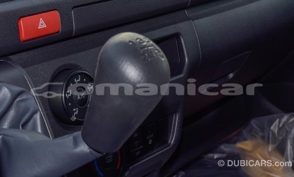 Buy Import Toyota Hiace White Car in Import - Dubai in Dhufar Buy Import Toyota Hiace White Car in Import - Dubai in Dhufar