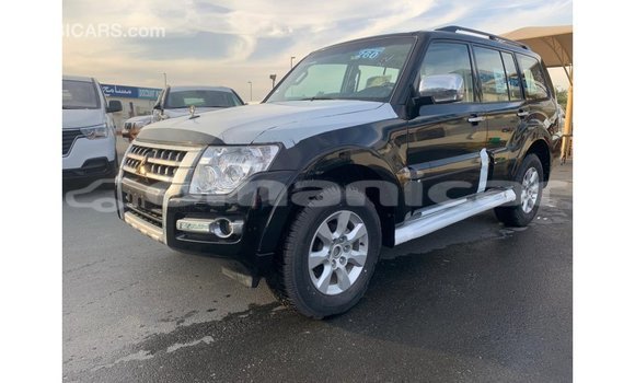 Buy Import Mitsubishi Pajero Black Car in Import - Dubai in Dhufar Buy Import Mitsubishi Pajero Black Car in Import - Dubai in Dhufar