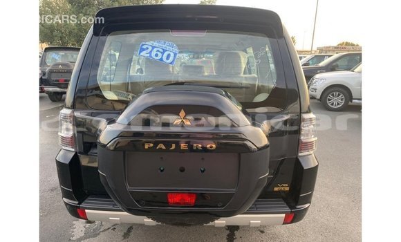 Buy Import Mitsubishi Pajero Black Car in Import - Dubai in Dhufar Buy Import Mitsubishi Pajero Black Car in Import - Dubai in Dhufar