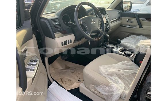 Buy Import Mitsubishi Pajero Black Car in Import - Dubai in Dhufar Buy Import Mitsubishi Pajero Black Car in Import - Dubai in Dhufar