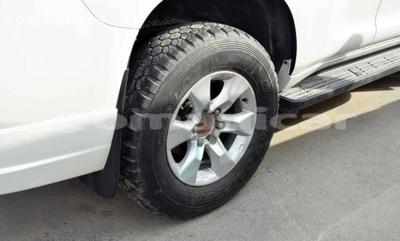 Buy Import Toyota Prado White Car in Import - Dubai in Dhufar Buy Import Toyota Prado White Car in Import - Dubai in Dhufar