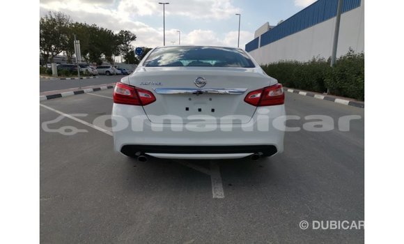 Buy Import Nissan Altima White Car in Import - Dubai in Dhufar Buy Import Nissan Altima White Car in Import - Dubai in Dhufar