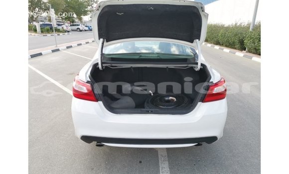 Buy Import Nissan Altima White Car in Import - Dubai in Dhufar Buy Import Nissan Altima White Car in Import - Dubai in Dhufar