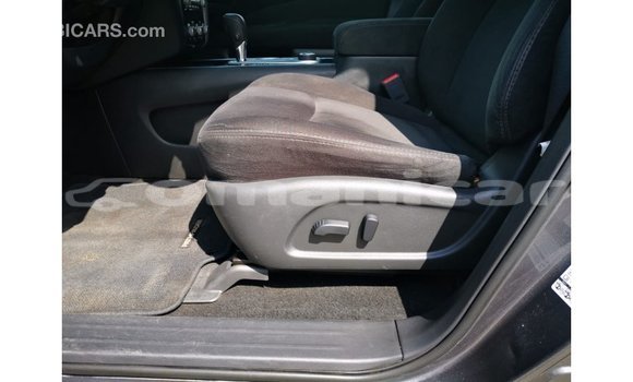 Buy Import Nissan Pathfinder Other Car in Import - Dubai in Dhufar Buy Import Nissan Pathfinder Other Car in Import - Dubai in Dhufar