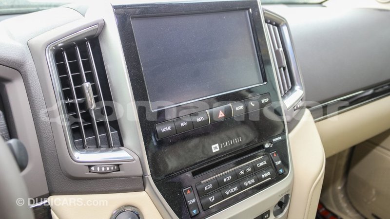 Big with watermark toyota land cruiser dhufar import dubai 3329