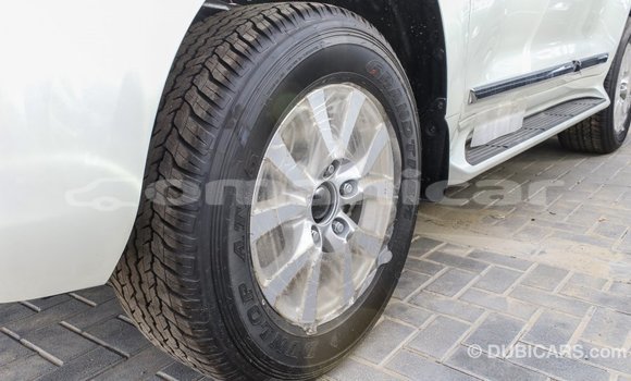 Buy Import Toyota Land Cruiser White Car in Import - Dubai in Dhufar Buy Import Toyota Land Cruiser White Car in Import - Dubai in Dhufar