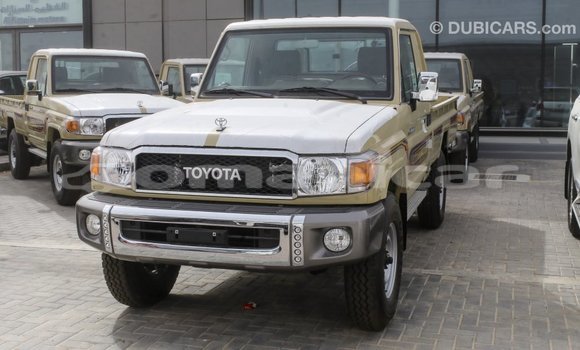 Buy Import Toyota Land Cruiser Beige Car in Import - Dubai in Dhufar Buy Import Toyota Land Cruiser Beige Car in Import - Dubai in Dhufar