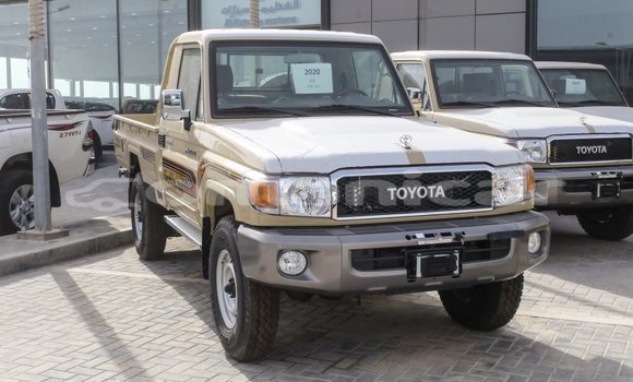 Buy Import Toyota Land Cruiser Beige Car in Import - Dubai in Dhufar Buy Import Toyota Land Cruiser Beige Car in Import - Dubai in Dhufar